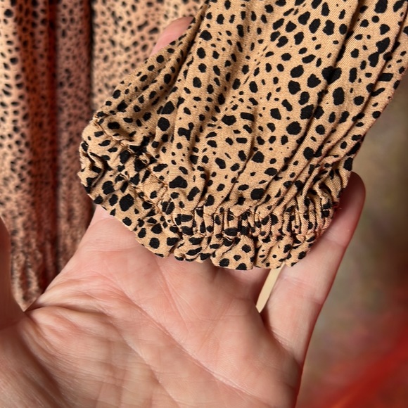 Old Navy Leopard Print Dress Mid-length - Picture 6 of 8